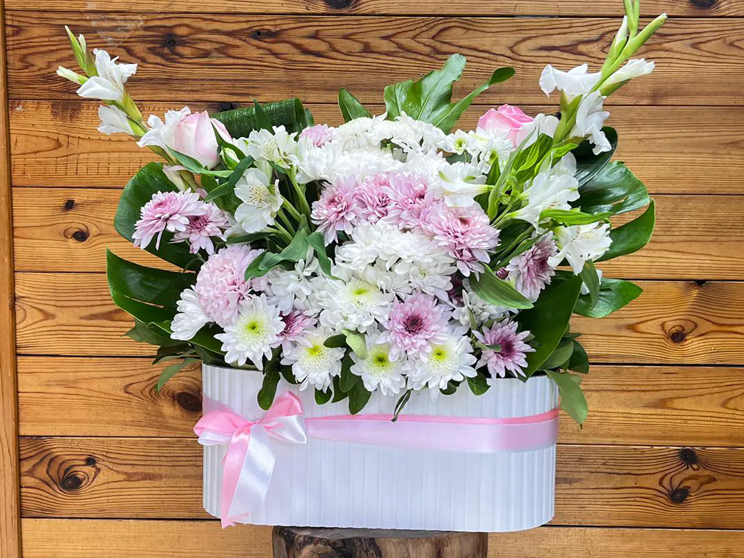 باکس شیشه ای گل مدل نیلا - Image 3